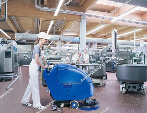 Sử dụng máy chà sàn cho xưởng chế biến thức ăn chăn nuôi