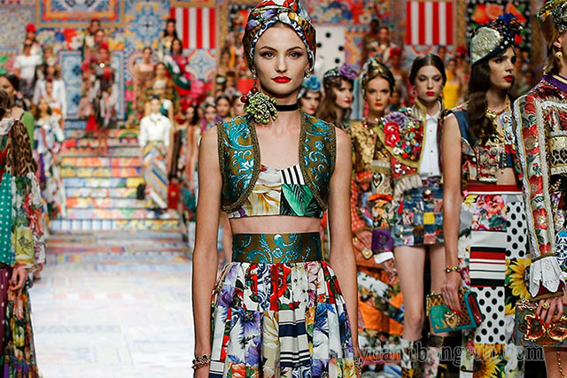 Thiết kế của Dolce & Gabbana rất độc đáo và hấp dẫn