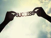 Đồng nghĩa với thành công là chiến thắng, thành quả,... 